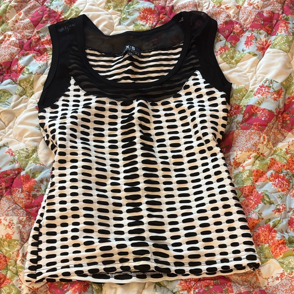 Stylish Black and White Women's Top Size Large Y2K